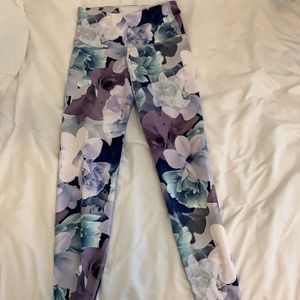 Old Navy floral Ankle Leggings